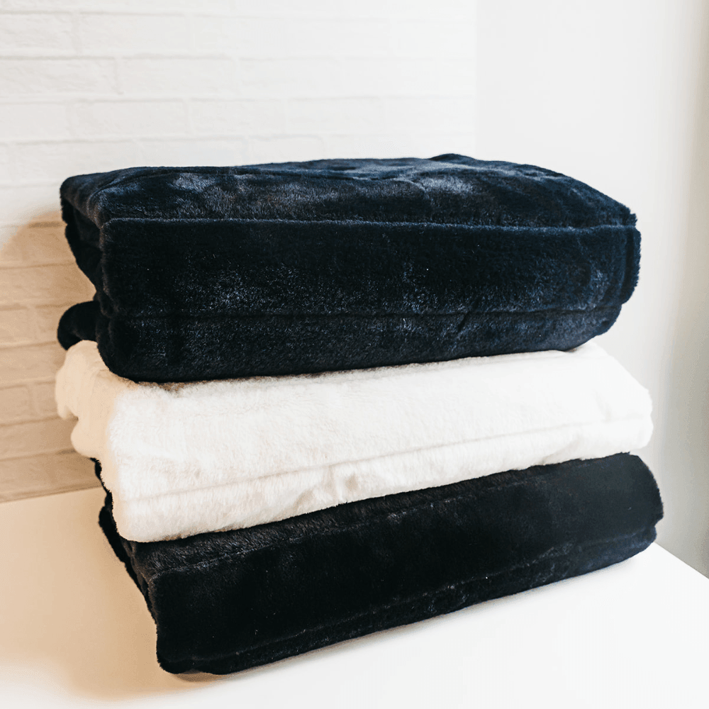 Black Luxe Faux Fur Throw Blanket