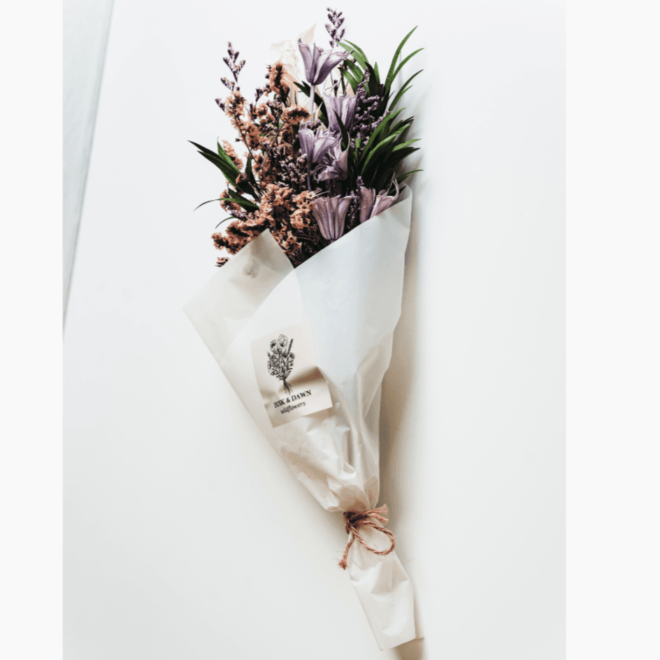 Belle Dried Flower Mini Bouquet