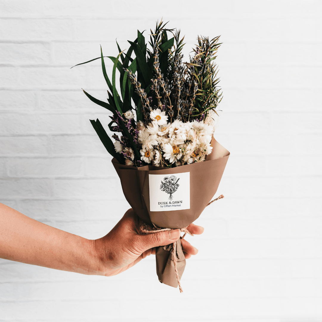 Savannah Dried Flower Mini Bouquet